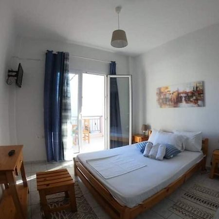 Magdalinos Apartments Nea Skioni Luaran gambar